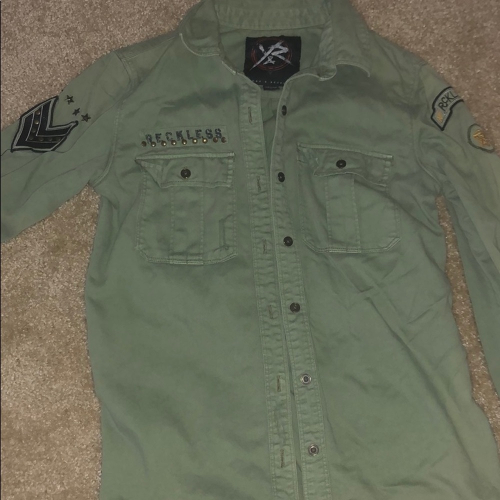 Green button down